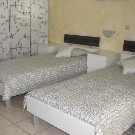 Residence Tell Chiasso Kamer foto