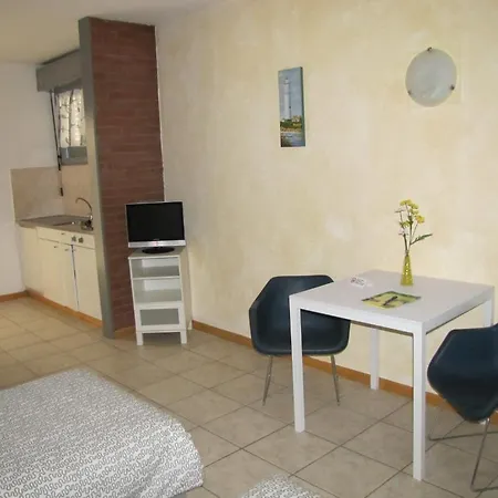 Residence Tell Chiasso Kamer foto