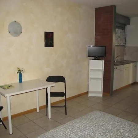 Residence Tell Chiasso Kamer foto