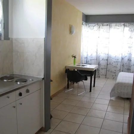Residence Tell Chiasso Kamer foto