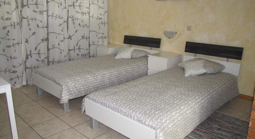 Tell Apartment Chiasso