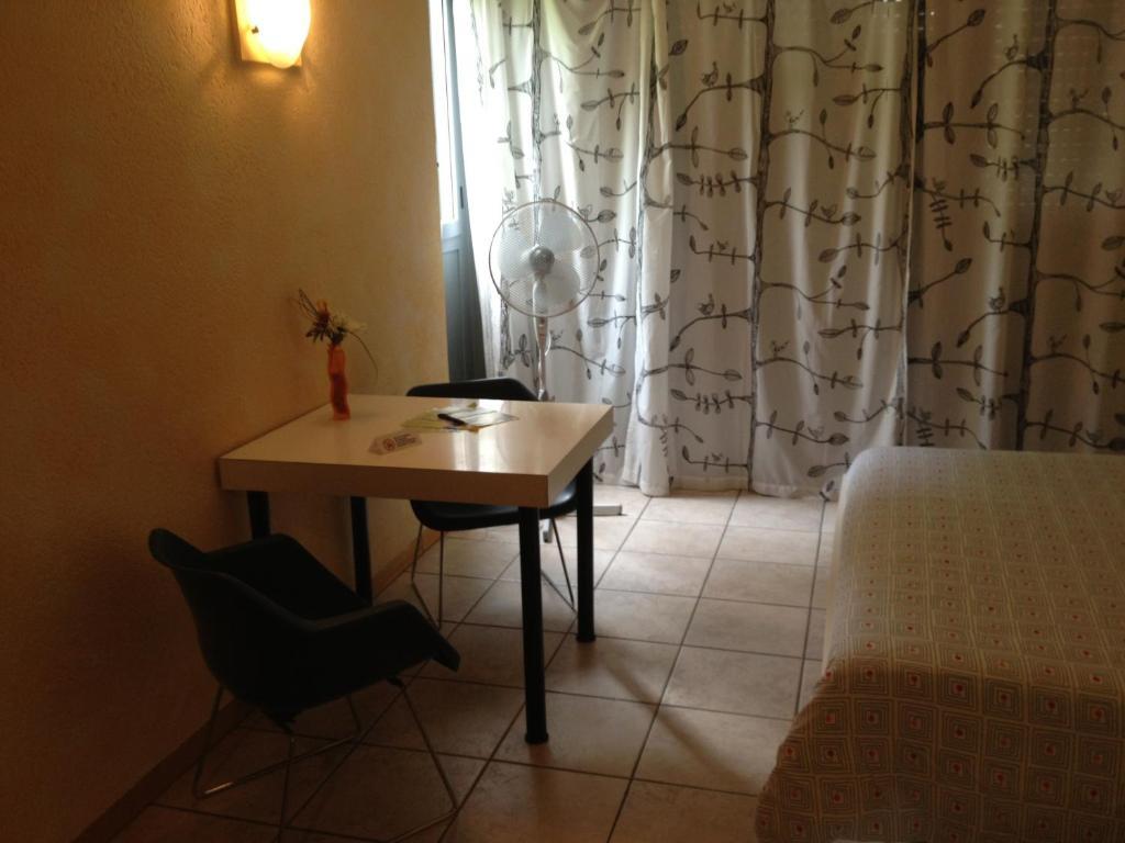 Apartment Tell
